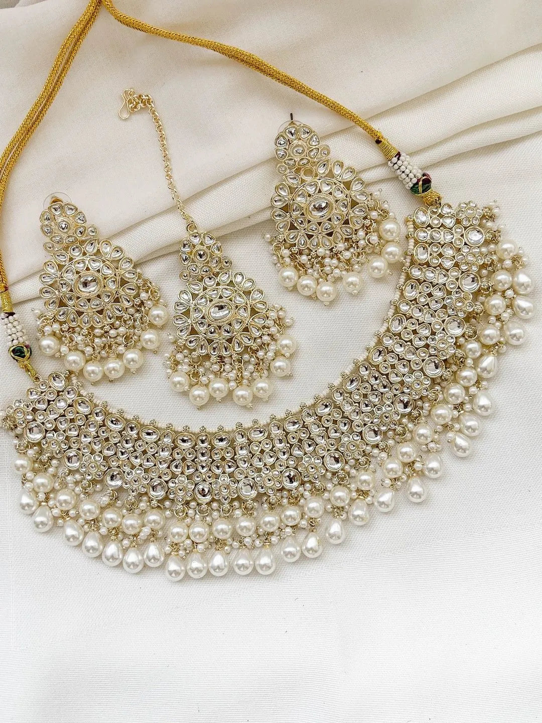 Ishhaara White Traditional Kundan Pearl Hanging Choker Necklace