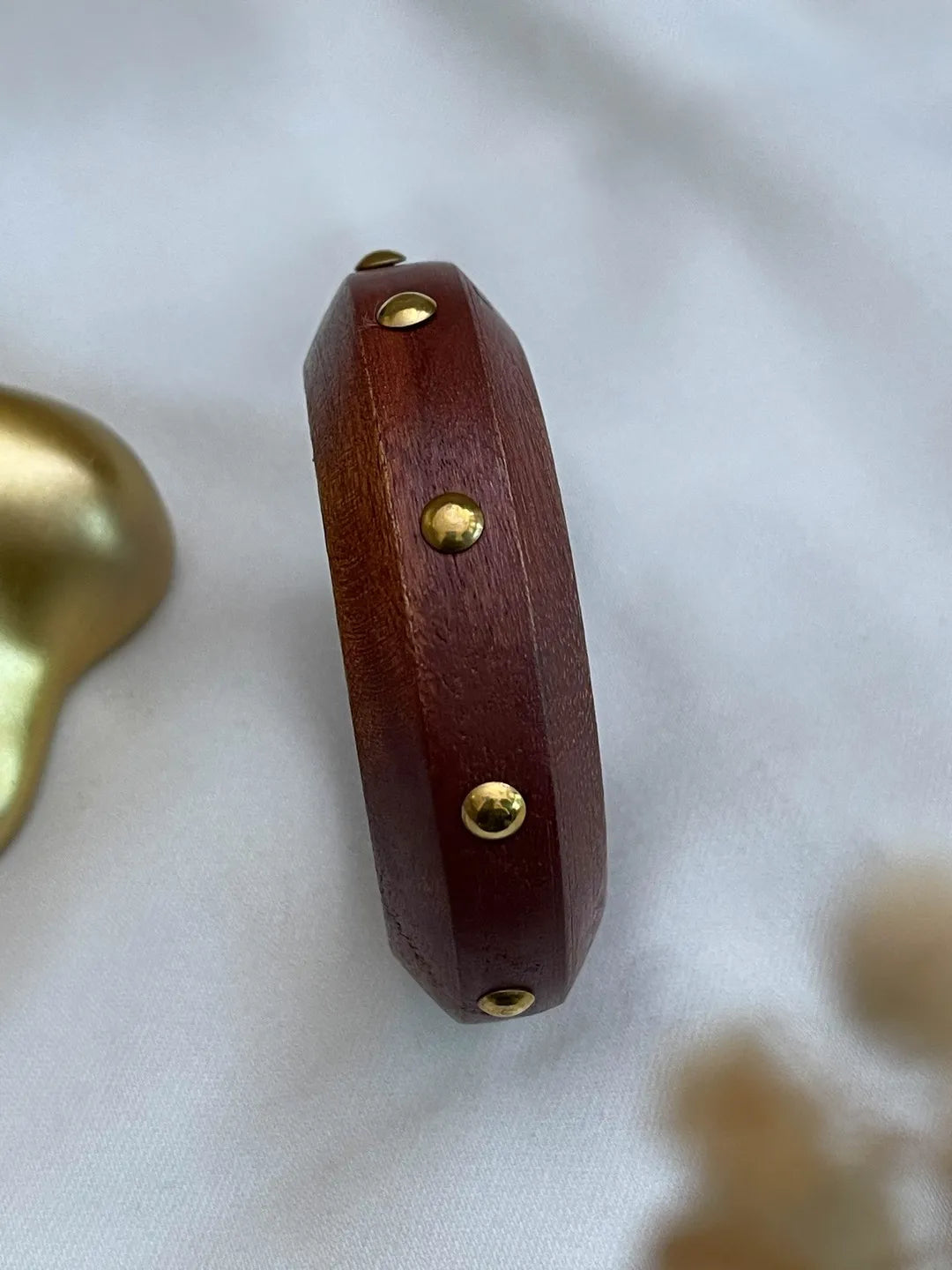 Ishhaara Wooden Chunky Bracelet
