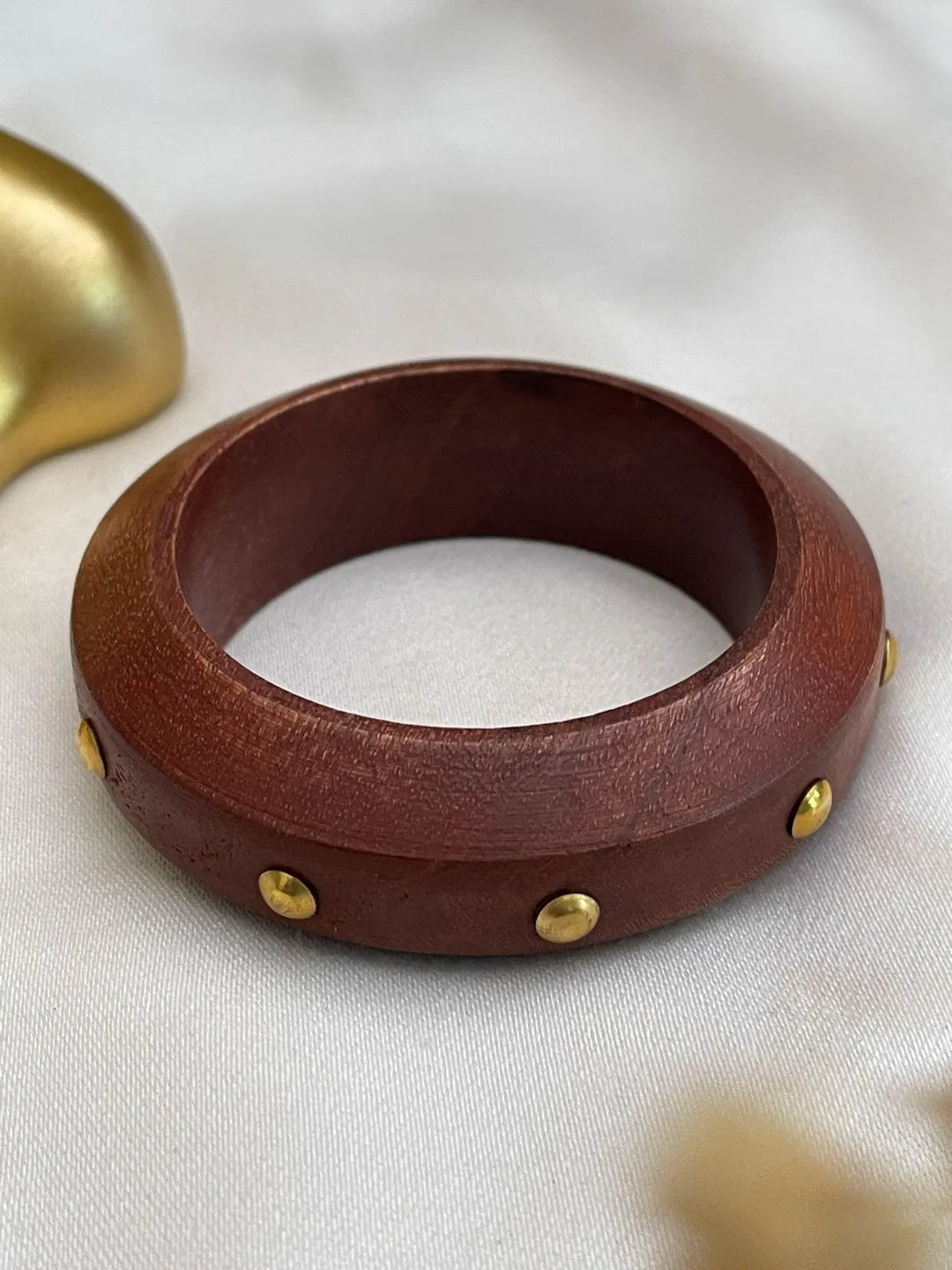Ishhaara Wooden Chunky Bracelet