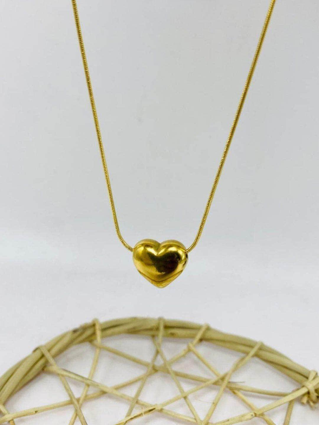 Ishhaara Yashikaa Annand In Hearty Pendant Necklace