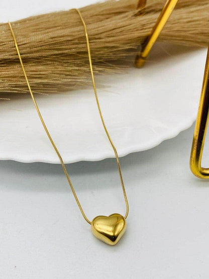Ishhaara Yashikaa Annand In Hearty Pendant Necklace