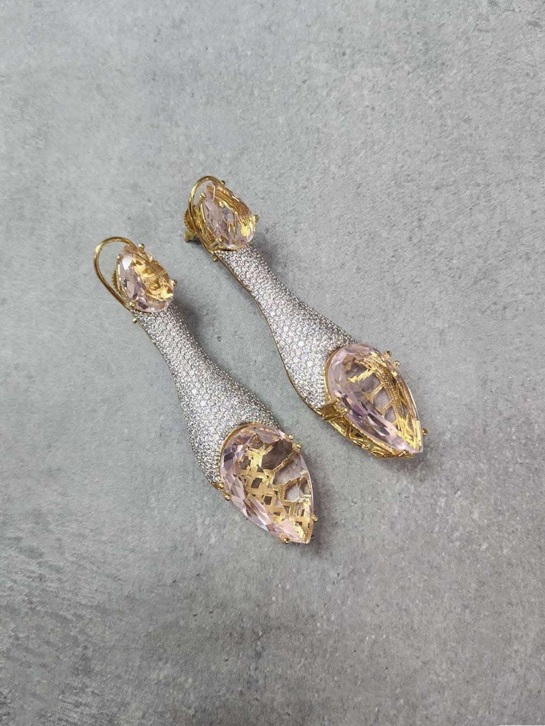 Ishhaara Leverback Dangle Earring