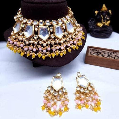 Ishhaara Pentagon Big Kundan Necklace And Earring Set