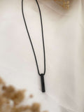 Ishhaara Zaheer Iqbal In Black Pendant Necklace