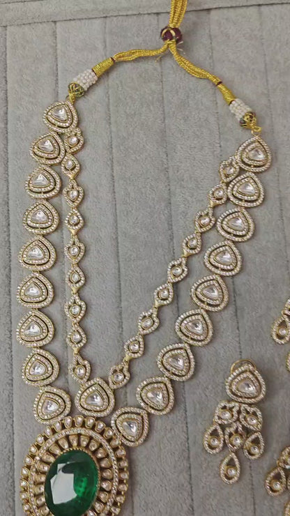 Premium Victorian Vintage Necklace Earrings Set
